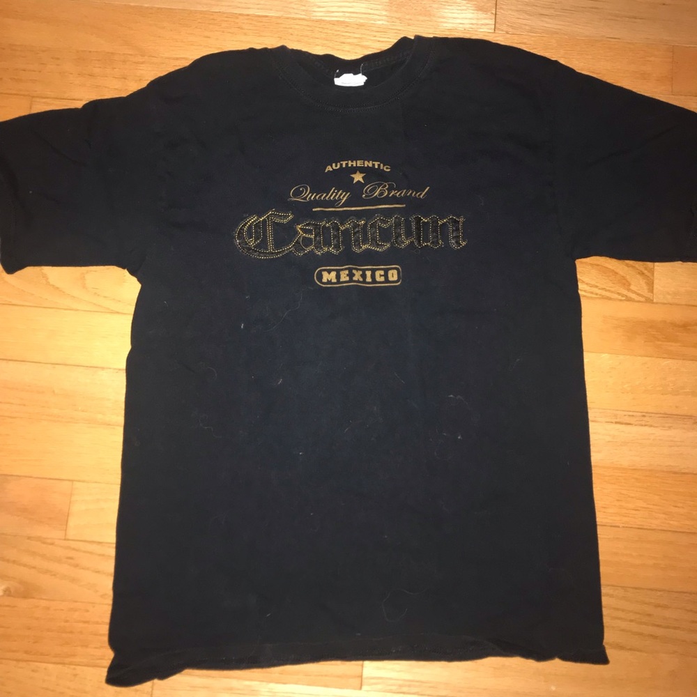 Cancun souvenir black shirt